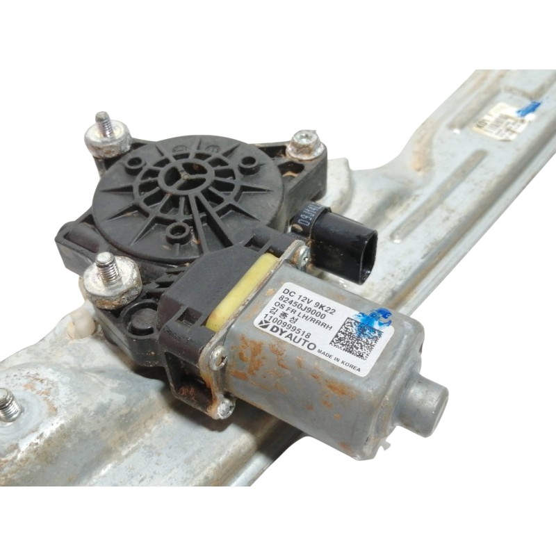 Recambio de elevalunas trasero derecho para hyundai kona sle 2wd referencia OEM IAM 82450J9000  