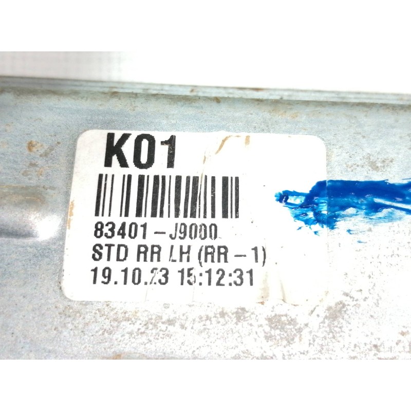 Recambio de elevalunas trasero izquierdo para hyundai kona sle 2wd referencia OEM IAM 82460J9000  
