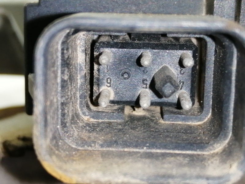 Recambio de elevalunas delantero izquierdo para opel corsa c enjoy referencia OEM IAM 13173073  