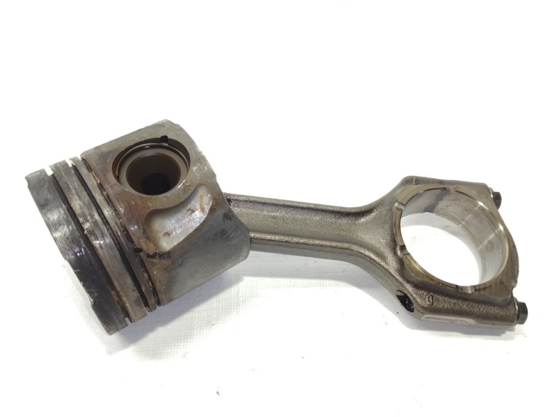 Recambio de piston para opel astra h caravan elegance referencia OEM IAM   