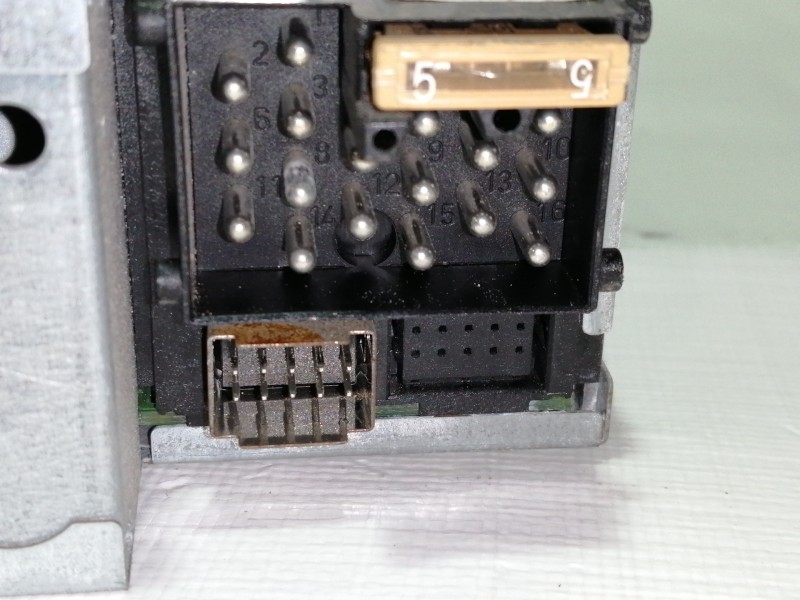 Recambio de sistema audio / radio cd para mini mini (r50,r53) cooper referencia OEM IAM 65126921593  