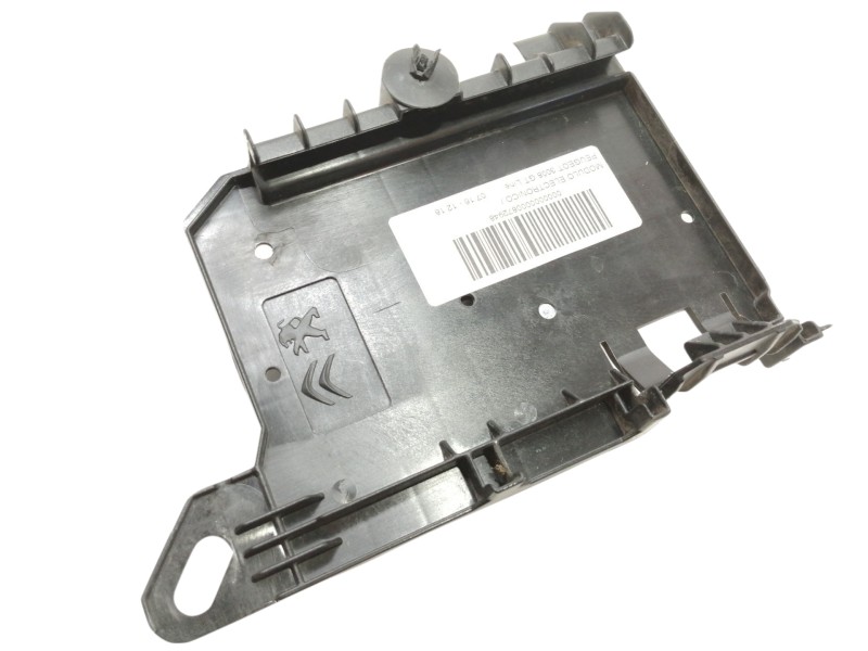 Recambio de modulo electronico para peugeot 3008 gt line referencia OEM IAM 9828207680  