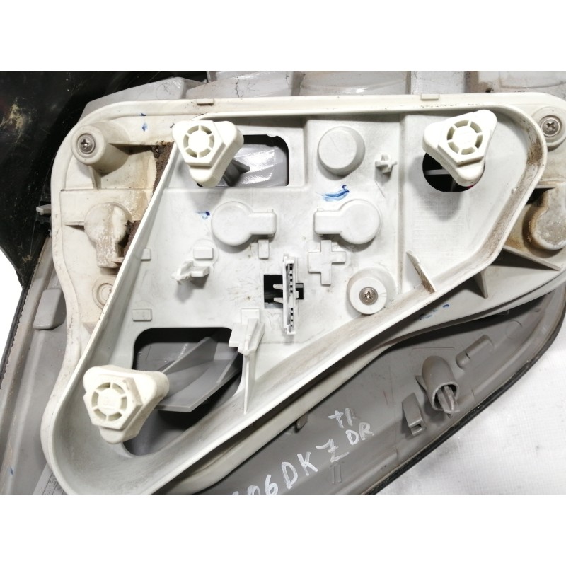 Recambio de piloto trasero derecho para opel astra h caravan elegance referencia OEM IAM   