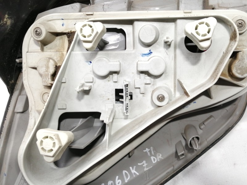 Recambio de piloto trasero derecho para opel astra h caravan elegance referencia OEM IAM   