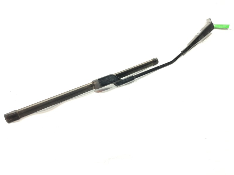 Recambio de brazo limpia delantero derecho para seat ibiza (6j5) emoción referencia OEM IAM 6J1955410  