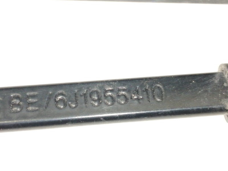 Recambio de brazo limpia delantero derecho para seat ibiza (6j5) emoción referencia OEM IAM 6J1955410  