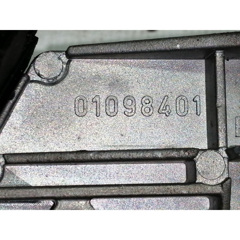 Recambio de conmutador de arranque para fiat grande punto (199) 1.3 16v jtd cat referencia OEM IAM 01098401 51793074B365 