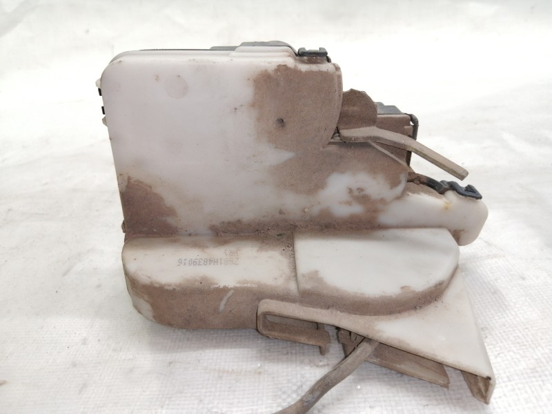 Recambio de cerradura puerta trasera izquierda para volkswagen vento (1h2) 1.9 diesel referencia OEM IAM Z8B1H4839016  