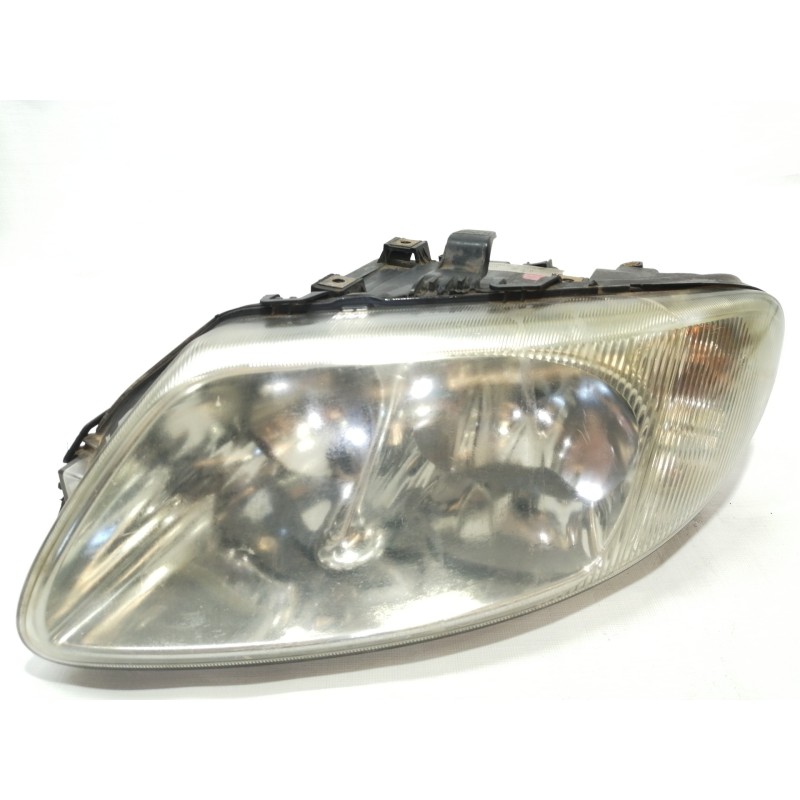 Recambio de faro izquierdo para chrysler voyager (rg) 2.5 crd cat referencia OEM IAM 04857703AB  