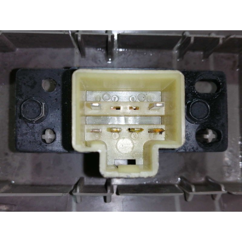 Recambio de mando elevalunas delantero derecho para chrysler voyager (rg) 2.5 crd cat referencia OEM IAM   