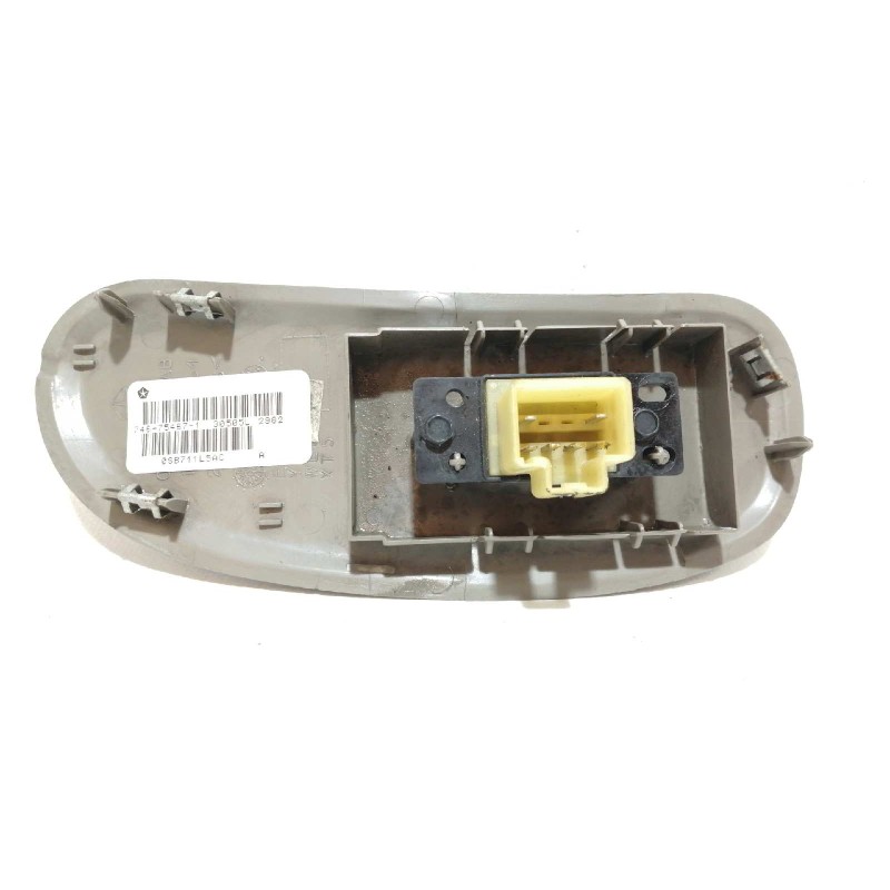 Recambio de mando elevalunas delantero derecho para chrysler voyager (rg) 2.5 crd cat referencia OEM IAM   