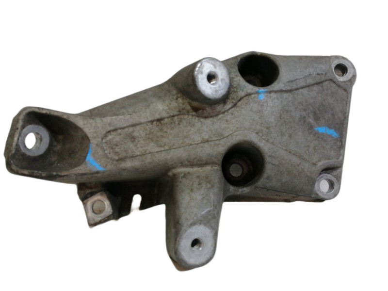 Recambio de soporte motor derecho para bmw serie 3 touring (e91) 318i referencia OEM IAM 24168110 22116776529 