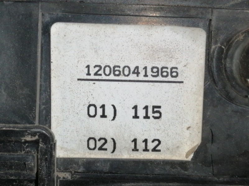Recambio de caja reles / fusibles para hyundai i20 style referencia OEM IAM H1JCC0061 9149411J210 BYH6565211