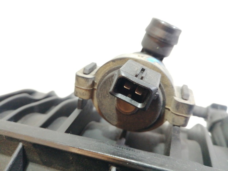 Recambio de colector admision para bmw serie 3 touring (e91) 318i referencia OEM IAM 7551262  