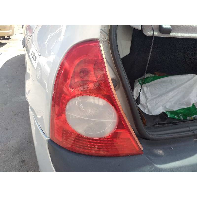 Recambio de piloto trasero izquierdo para renault clio ii fase ii (b/cb0) authentique confort referencia OEM IAM 8200071413  