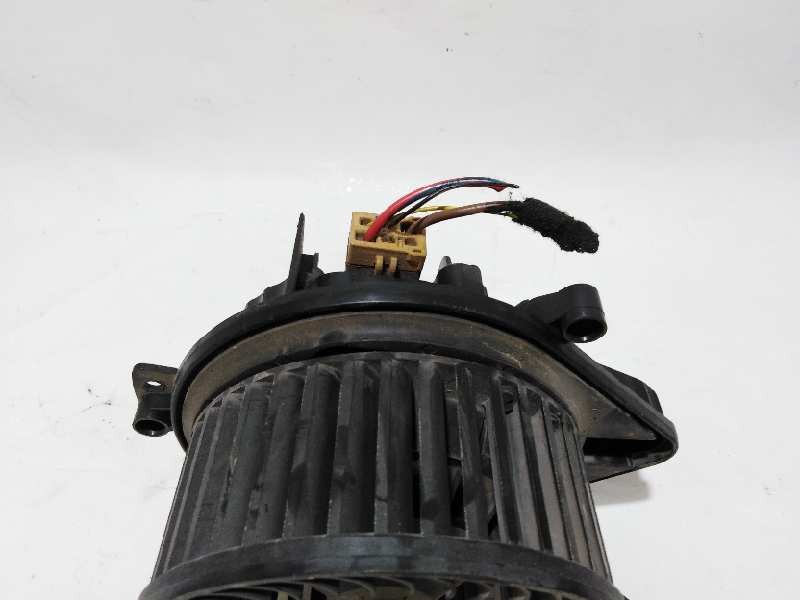 Recambio de motor calefaccion para audi a4 berlina (b5) 1.9 tdi referencia OEM IAM 8E1820021E  