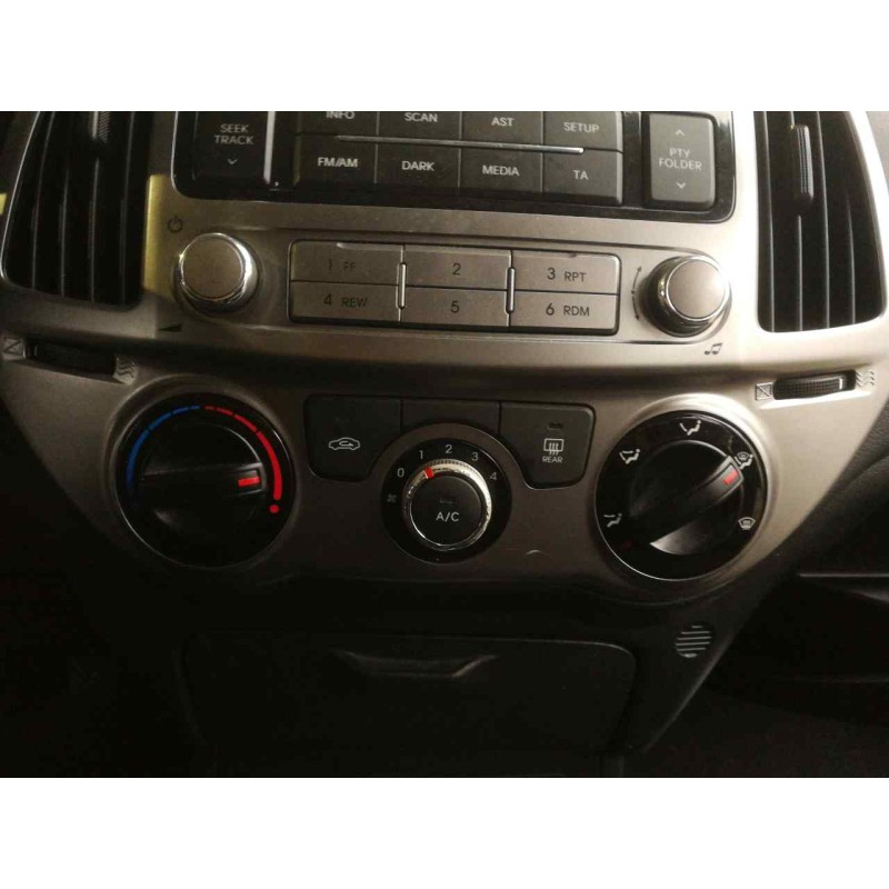 Recambio de mando calefaccion / aire acondicionado para hyundai i20 style referencia OEM IAM 972504P560 C329KPCAB 972504PXXX