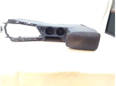 Recambio de apoyabrazos central para toyota auris active referencia OEM IAM    2