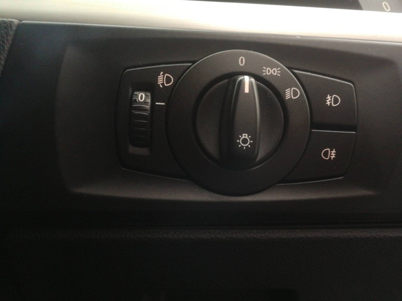 Recambio de mando luces para bmw serie 3 touring (e91) 318i referencia OEM IAM 693279403 33600102 