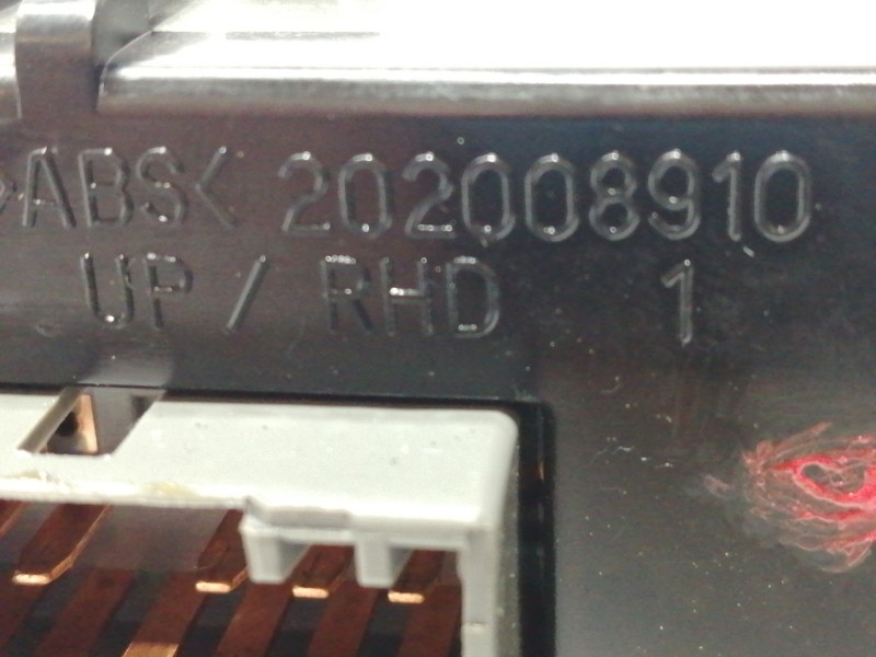 Recambio de mando limpia para hyundai i20 style referencia OEM IAM 202008910  