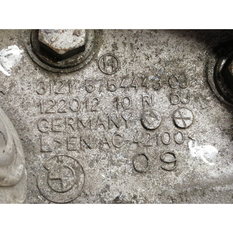 Recambio de mangueta delantera izquierda para bmw serie 3 touring (e91) 318i referencia OEM IAM 3121676444303  