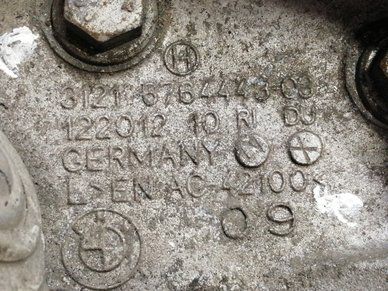 Recambio de mangueta delantera izquierda para bmw serie 3 touring (e91) 318i referencia OEM IAM 3121676444303  