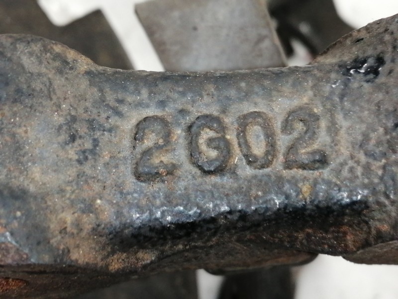 Recambio de mangueta delantera izquierda para hyundai i20 style referencia OEM IAM 12G16B254  