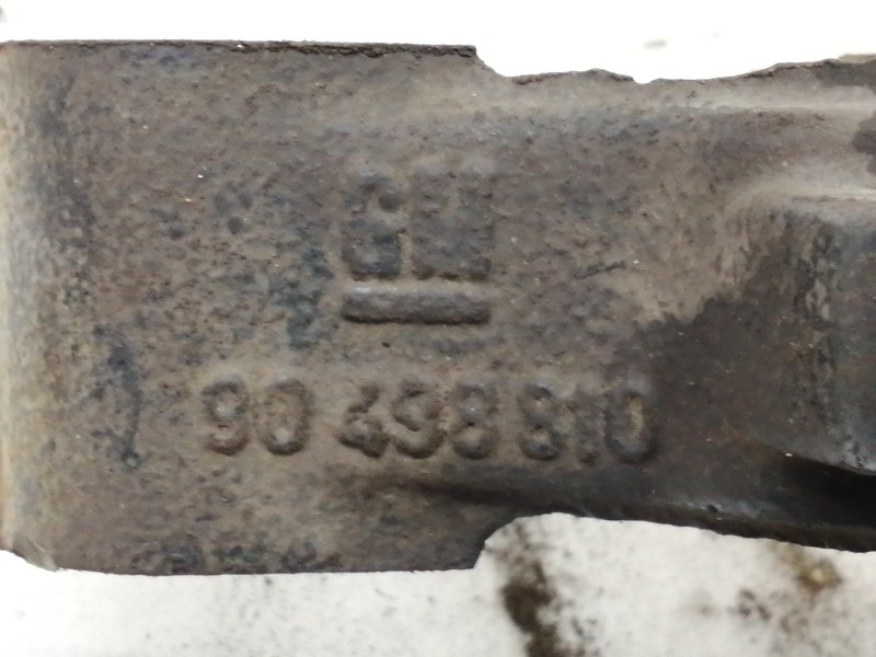 Recambio de mangueta delantera izquierda para opel astra g berlina 1.6 referencia OEM IAM 90498810  