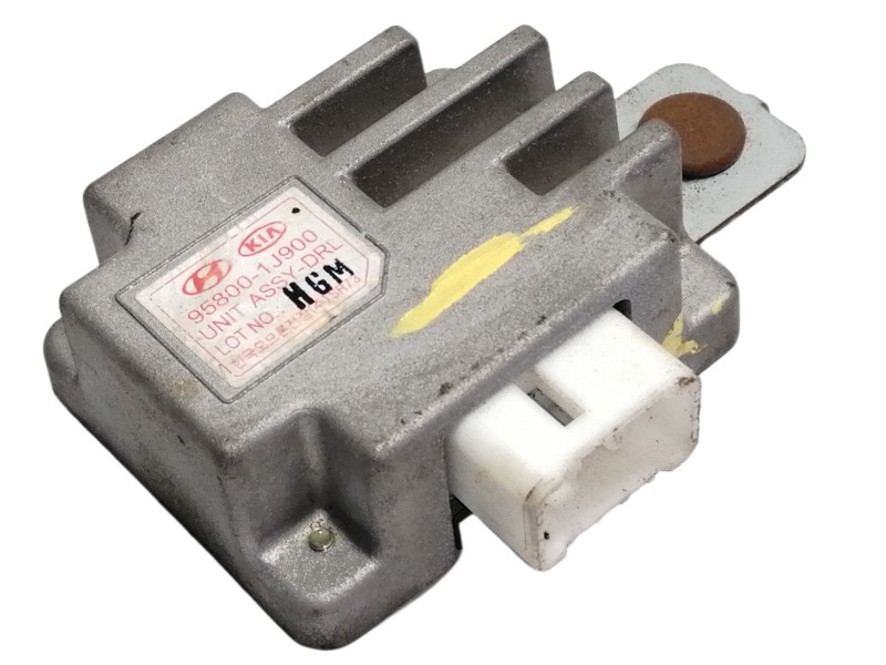 Recambio de modulo electronico para hyundai i20 style referencia OEM IAM 958001J900  