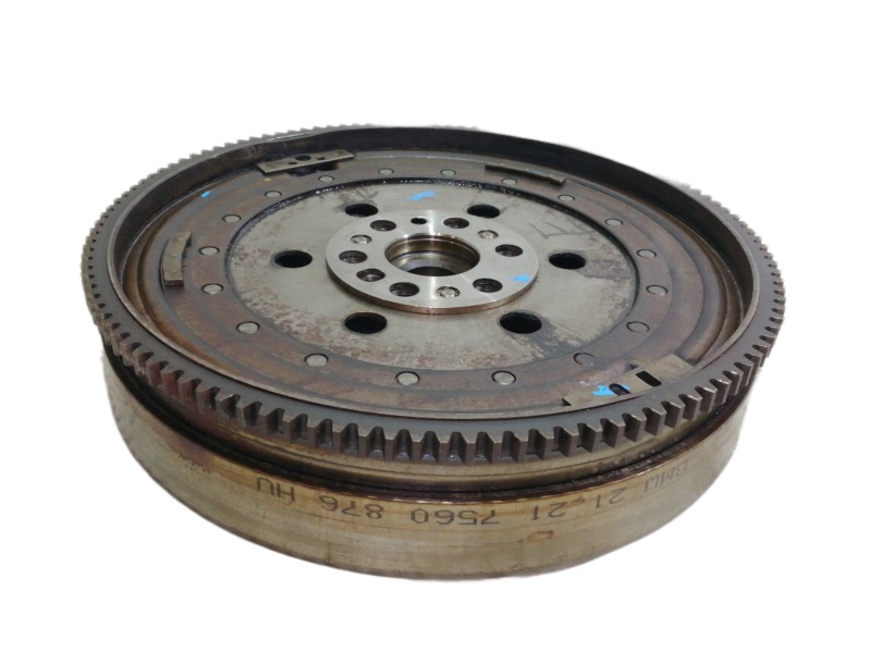 Recambio de volante motor para bmw serie 3 touring (e91) 318i referencia OEM IAM 7560876HU  