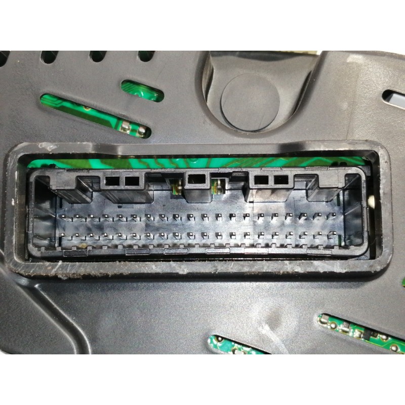 Recambio de cuadro instrumentos para kia sportage spirit 2wd referencia OEM IAM 940233U036  