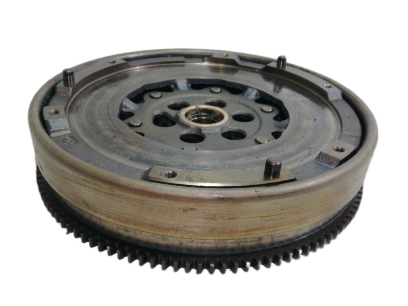 Recambio de volante motor para bmw serie 3 touring (e91) 318i referencia OEM IAM 7560876HU  