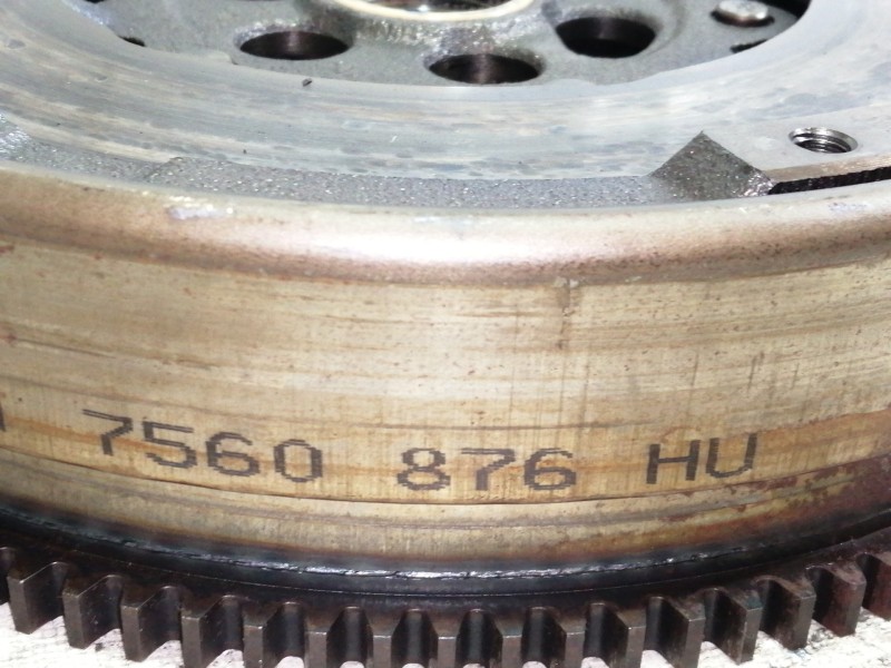 Recambio de volante motor para bmw serie 3 touring (e91) 318i referencia OEM IAM 7560876HU  