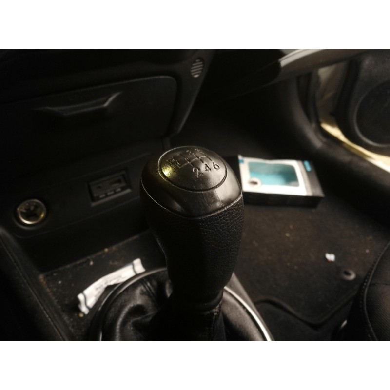 Recambio de palanca cambio para hyundai i20 style referencia OEM IAM 437001J000  