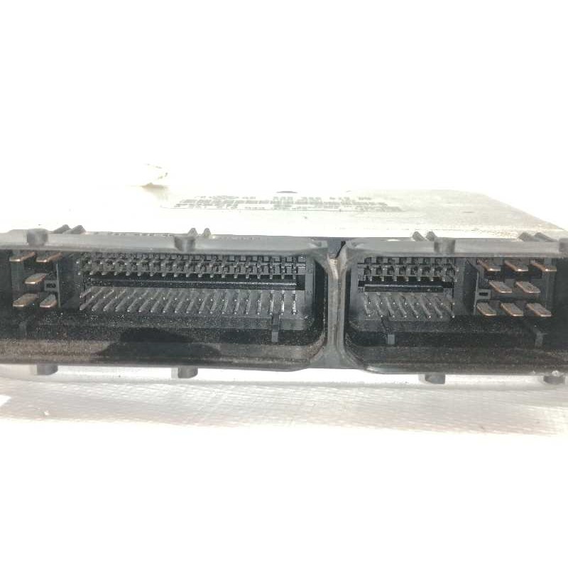 Recambio de centralita motor uce para volkswagen passat berlina (3b3) trendline referencia OEM IAM 038906019DS  