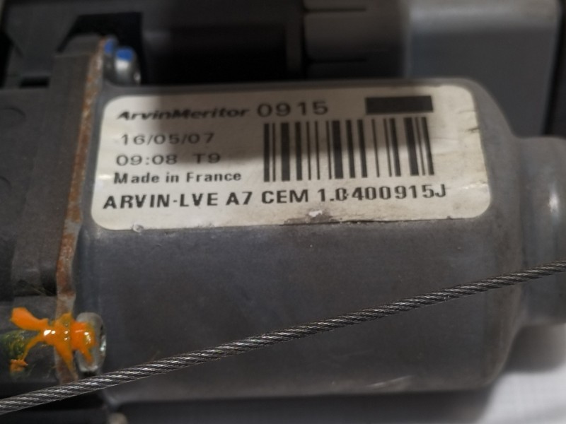 Recambio de elevalunas delantero izquierdo para peugeot 207 xs referencia OEM IAM 9681181280  