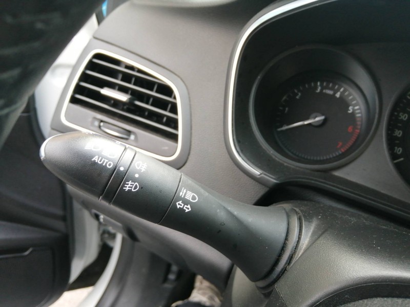 Recambio de mando multifuncion para renault megane iv berlina 5p experience referencia OEM IAM 8341RA 25567 SN1 