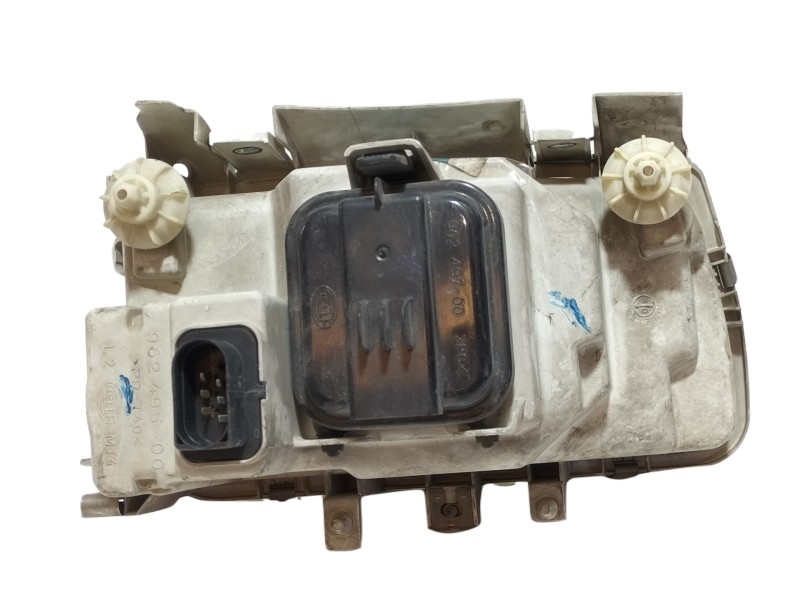 Recambio de faro izquierdo para volkswagen polo berlina (6n1) 1.9 diesel referencia OEM IAM 6N1941015A  