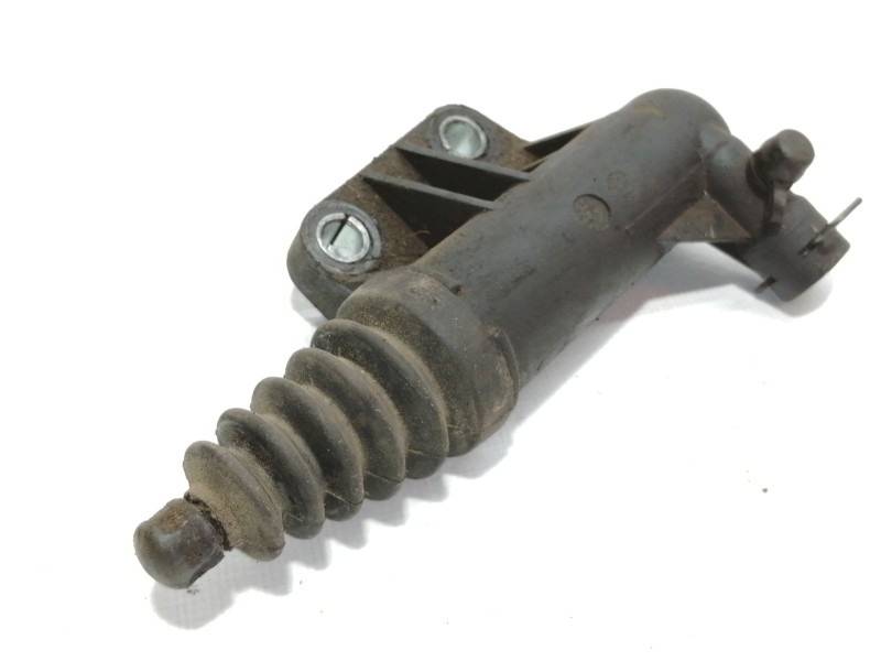 Recambio de bombin embrague para fiat linea (110) dynamic referencia OEM IAM 55196189  