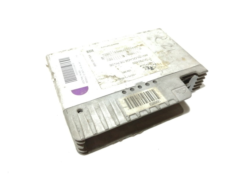 Recambio de centralita abs para renault 21 berlina (b/l48) referencia OEM IAM 7700792425  