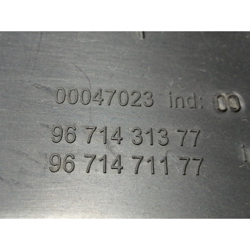 Recambio de guantera para citroën c4 lim. feel referencia OEM IAM 00047023 9671431377 9671471177