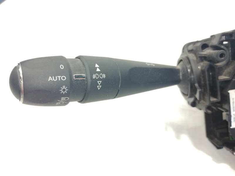 Recambio de mando multifuncion para citroën c4 lim. feel referencia OEM IAM 98000242ZD  