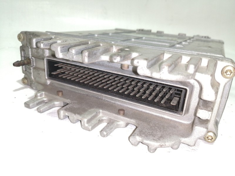 Recambio de centralita motor uce para audi a4 berlina (b5) 1.9 tdi referencia OEM IAM 0281001438  
