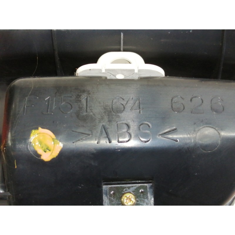 Recambio de cenicero para mazda rx-8 (se) básico (170kw) referencia OEM IAM F15164626  