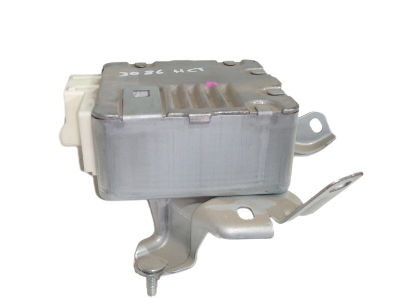 Recambio de centralita direccion para toyota yaris 1.0 cat referencia OEM IAM 1129003032  