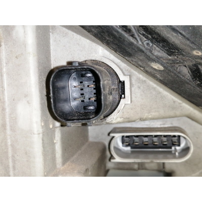 Recambio de faro izquierdo para mercedes-benz clase s (w220) berlina 55 amg (220.073) referencia OEM IAM 0301153271  