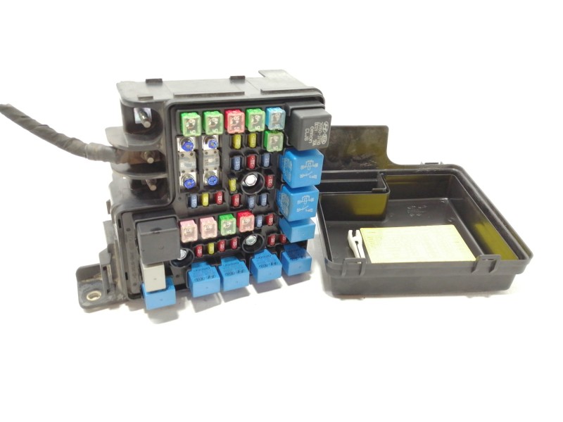 Recambio de caja reles / fusibles para kia cee´d emotion referencia OEM IAM 3916025000  