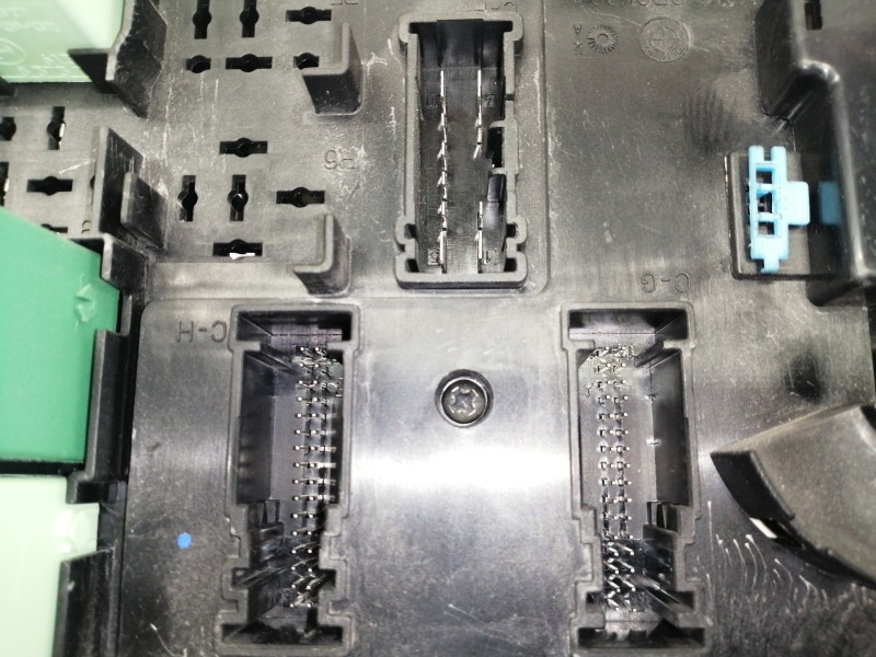 Recambio de caja reles / fusibles para bmw x5 (e53) 4.4i automático referencia OEM IAM 8380409 518757109 8380407