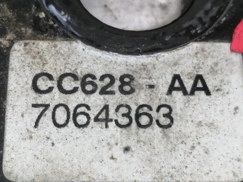 Recambio de enganche cinturon trasero central para citroën c4 berlina collection referencia OEM IAM CC628AA  