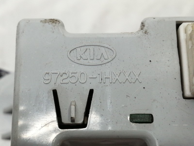 Recambio de mando calefaccion / aire acondicionado para kia cee´d emotion referencia OEM IAM 972501H602  